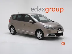 Cinzento Usado 2015 Renault Grand Scénic III Monovolume | € 4.790 (Super Preço)