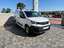 Branco Usado 2022 Peugeot Partner Monovolume | € 17.750 (Preço elevado)