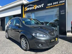 Cinzento Usado 2010 Seat Altea Style Monovolume | € 9.750 (Caro)