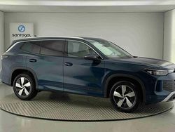 Azul Novo 2025 VW Tayron SUV | € 52.500
