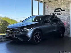 Branco Usado 2023 Mercedes GLA180 AMG line SUV | € 42.750 (Bom preço)