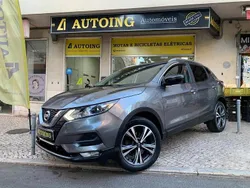 Cinza Usado 2020 Nissan Qashqai Style Edition SUV | € 22.980 (Preço justo)