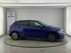 Azul Usado 2024 VW Polo | € 19.800 (Preço justo)