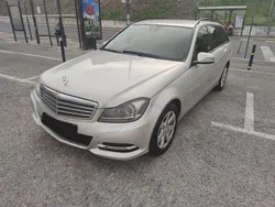Usado 2011 Mercedes C220 Elegance Sedan | € 12.000