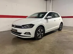 Branco Usado 2019 VW Polo | € 16.500 (Preço justo)