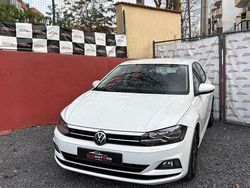Branco Usado 2020 VW Polo Highline Citadino | € 12.900 (Bom preço)