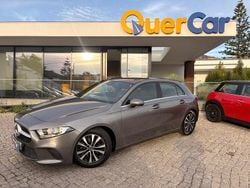 Cinza Usado 2020 Mercedes A180 Style Sedan | € 24.900 (Bom preço)