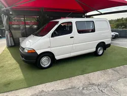 Branco Usado 2002 Toyota HiAce Monovolume | € 7.950