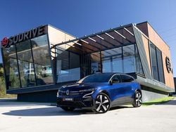 Azul Usado 2023 Renault Mégane IV | € 28.450 (Preço justo)