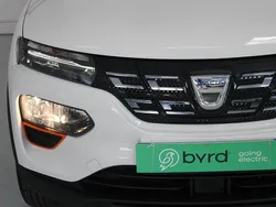 Branco Usado 2022 Dacia Spring Comfort Plus Citadino | € 11.900 (Preço justo)