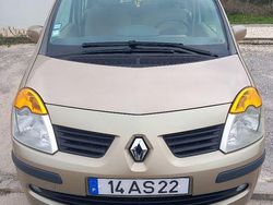 Usado 2005 Renault Modus Luxe Monovolume | € 4.550