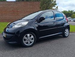 Usado 2007 Peugeot 107 Citadino | € 2.650 (Preço justo)