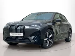 Cinzento Usado 2023 BMW iX Sport Line SUV | € 66.900 (Preço justo)