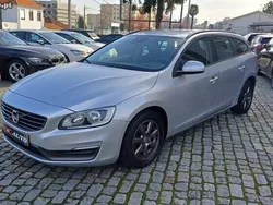 Cinza Usado 2013 Volvo V60 Kinetic Carrinha | € 10.750