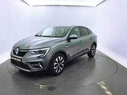 Cinzento Usado 2023 Renault Arkana SUV | € 23.990 (Super Preço)