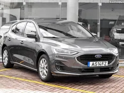 Cinza Usado 2022 Ford Focus | € 19.990 (Preço justo)