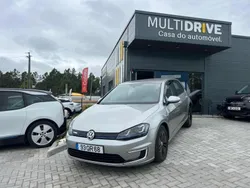 Cinza Usado 2015 VW e-Golf Citadino | € 15.000