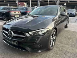 Cinzento Usado 2023 Mercedes C220 Avantgarde Sedan | € 45.900 (Preço justo)