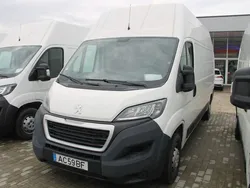 Branco Usado 2020 Peugeot Boxer Premium Van | € 19.000 (Preço justo)