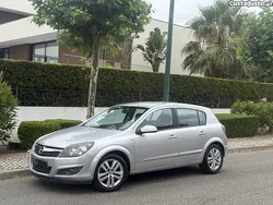 Cinza Usado 2007 Opel Astra Sedan | € 3.999 (Preço justo)