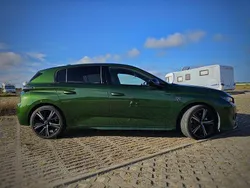 Usado 2022 Peugeot 308 GT Sedan | € 27.850 (Caro)