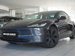 Cinzento Usado 2024 Tesla Model 3 Sedan | € 39.750 (Caro)
