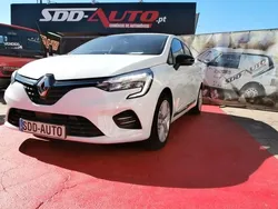 Branco Usado 2021 Renault Clio V | € 17.700 (Preço justo)