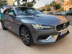 Cinzento Usado 2021 Volvo V60 Carrinha | € 31.490 (Bom preço)