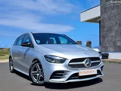 Cinza Usado 2020 Mercedes B180 AMG line Monovolume | € 25.990 (Preço justo)