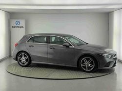 Cinzento Usado 2020 Mercedes 180 Sedan | € 29.490 (Preço justo)