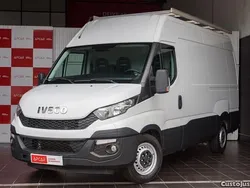Branco Usado 2016 Iveco Daily | € 20.900