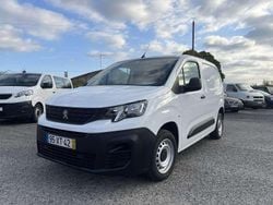 Branco Usado 2019 Peugeot Partner Van | € 12.500 (Preço justo)