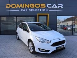 Branco Usado 2017 Ford Focus Trend+ Citadino | € 14.000 (Preço elevado)