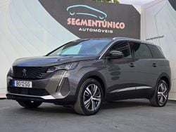 Cinza Usado 2024 Peugeot 5008 Allure Monovolume | € 32.490 (Preço justo)
