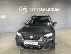 Cinzento (metalizado) Usado 2023 Seat Arona Style SUV | € 17.990 (Preço justo)
