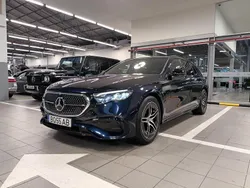 Azul Usado 2024 Mercedes E300 AMG line Carrinha | € 61.490