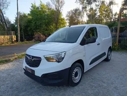 Branco Usado 2019 Opel Combo Enjoy Monovolume | € 15.000 (Preço justo)