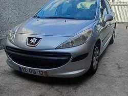 Usado 2008 Peugeot 207 Sedan | € 3.500 (Bom preço)