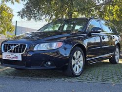 Azul Usado 2009 Volvo V70 Summum Carrinha | € 12.250