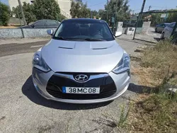 Cinza prata Usado 2011 Hyundai Veloster Style Citadino | € 7.750