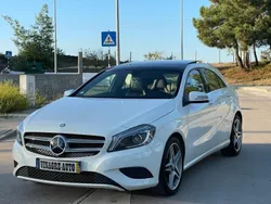 Branco Usado 2015 Mercedes A180 AMG line | € 20.900 (Caro)