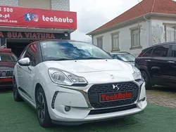 Branco Usado 2017 DS Automobiles DS3 Sport Chic Citadino | € 9.980 (Preço justo)