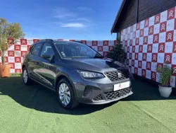 Cinzento Usado 2023 Seat Arona Style SUV | € 19.490 (Preço justo)