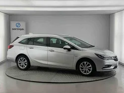 Cinzento Usado 2018 Opel Astra Innovation Carrinha | € 13.990 (Preço justo)
