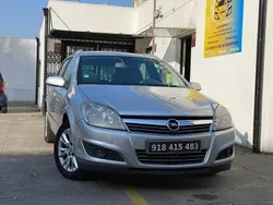 Cinzento Usado 2009 Opel Astra | € 4.250 (Bom preço)