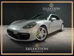 Cinzento Usado 2022 Porsche Panamera 4 Sedan | € 119.900
