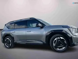 Cinzento Usado 2025 Kia EV9 GT-Line SUV | € 90.986