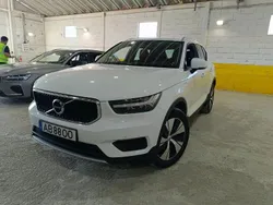 Branco Usado 2020 Volvo XC40 Momentum SUV | € 30.300 (Preço justo)