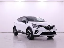 Branco nacarado / tejadilho preto estrela Usado 2022 Renault Captur Techno SUV | € 19.450 (Preço justo)