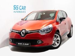 Vermelho Usado 2016 Renault Clio IV LIMITED | € 8.890 (Bom preço)
